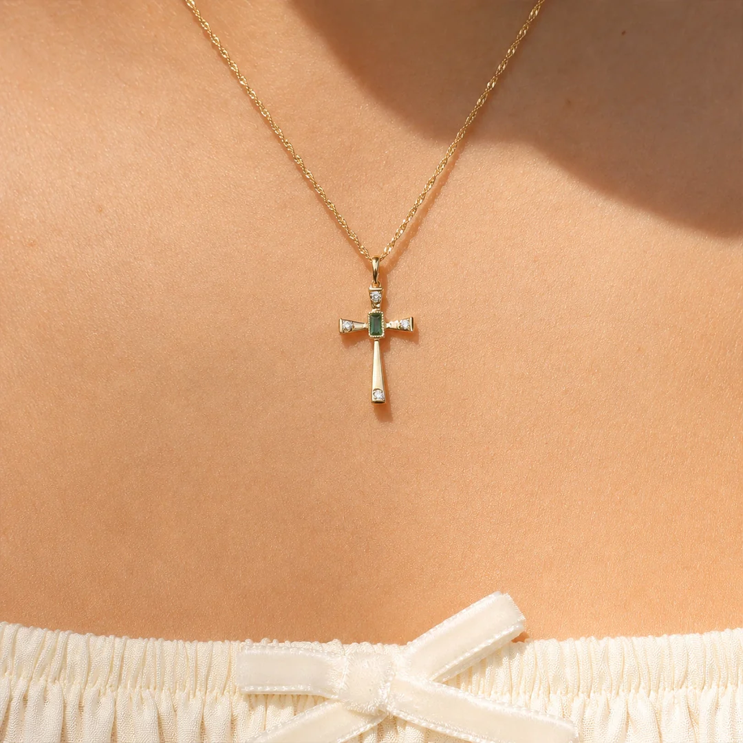 Cruz Diamante y Esmeralda - Image 2